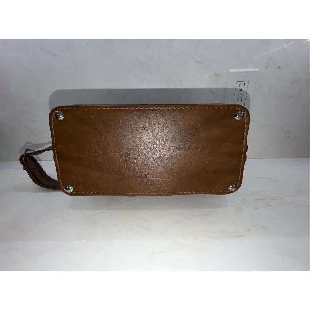 Vintage Coast Faux Leather Camera Bag/Travel Case 12